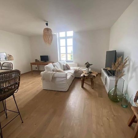 White Wood Apartment Нарбон Екстериор снимка